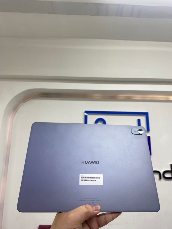 Máy tính bảng Huawei MatePad 11.5 - model BTKR-W09 - Chip Kirin T80 - ram 6Gb - 128Gb - Màu xám - Pin 100% - Ngoại hình 98% - Fullbox, kèm bàn phím - Còn BH Huawei 7/3/2027