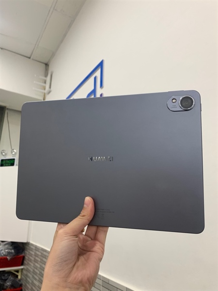 Máy tính bảng Huawei Matepad 11.5 S - Màu bạc - Kirin 9000WL - Ram 8/256GB - Ngoại hình: 97% - Màn xước - Body, kèm bút+phím