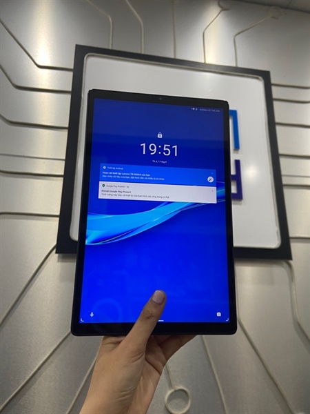 Máy tính bảng Lenovo Tab M10 - FHD Plus - Chip Mediatek MT8768CT - Ram 4/64GB - Màu đen - Ngoại hình: 97% - Màn trầy, mặt lưng trầy - Body 2
