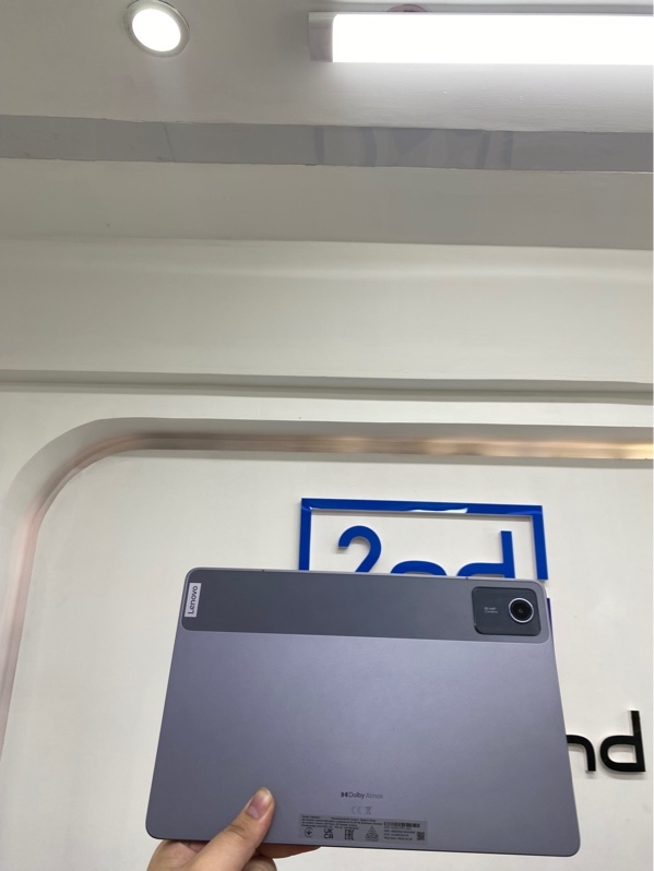 Máy tính bảng Lenovo Tab M11 - Chip mediatek 8 - 4/64gb - Màu xám - Ngoại hình 98% - Fullbox, kèm bút, bao da