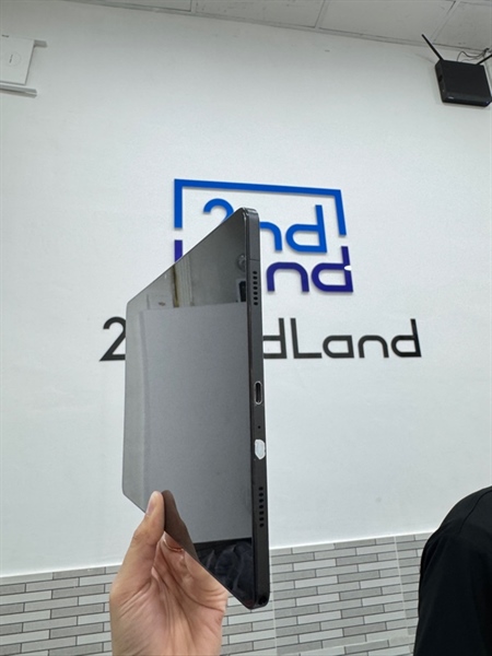 Máy tính bảng Samsung Galaxy Tab 9+ 5G - Snap 695 - 4/64GB - Màu đen - Ngoại hình: 98% - Màn ám hồng nặng, cong sườn, trầy lưng - Body 1