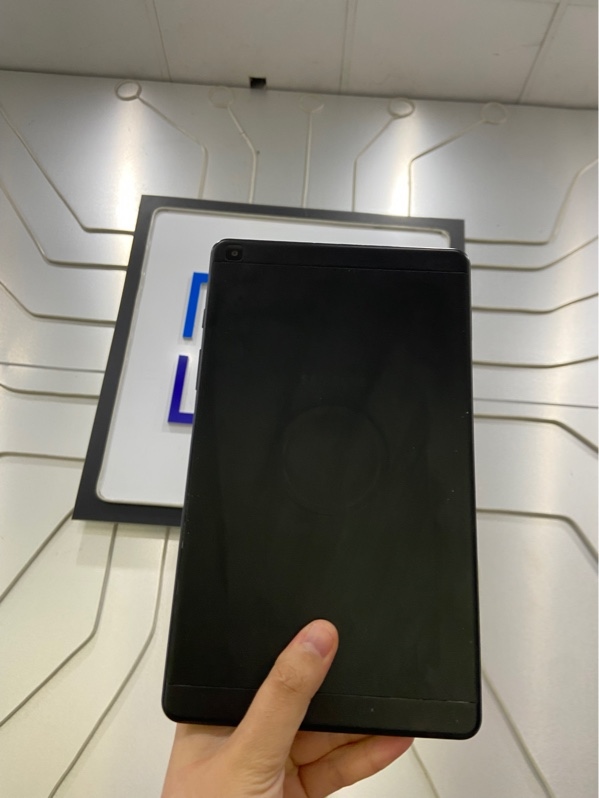 Máy tính bảng Samsung galaxy tab A (8.0", 2019) - Snapdragon 429 - Ram 2/24GB +16GB - Màu đen - Ngoại hình: 97% - Màn ám vàng, bầm, xước sườn, lưng, màn - Body