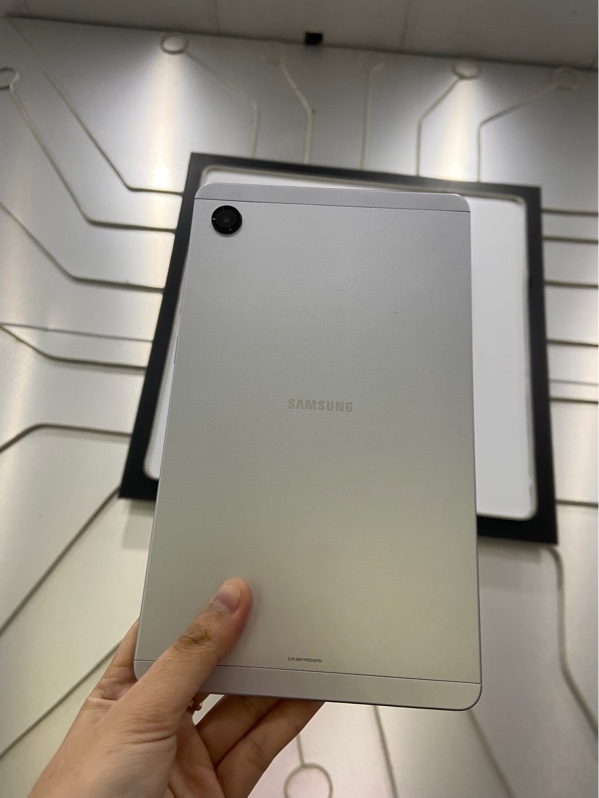 Máy tính bảng Samsung Galaxy Tab A11 - Helio G99 - Ram 8/128GB - Màu bạc - Ngoại hình: 97.5% - Kèm Box