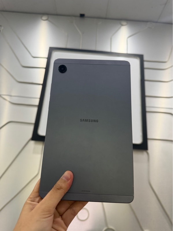 Máy tính bảng Samsung Galaxy Tab A11 Wifi - Helio G99 - Ram 4/64GB - Màu xám - Ngoại hình: 97% - cong sườn, màn hở sáng nhẹ - Body
