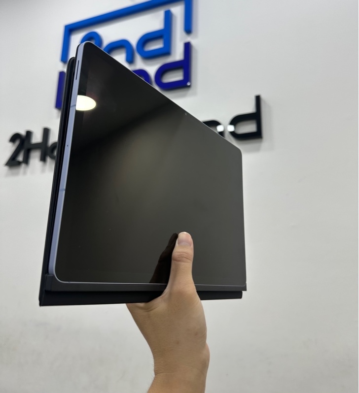 Máy tính bảng Samsung Galaxy Tab S10 FE Plus ( + ) - Bản WIFI - 8/128GB - Màu xanh - Ngoại hình 98% - Kèm bút ( đầu bút mòn) + Bàn phím