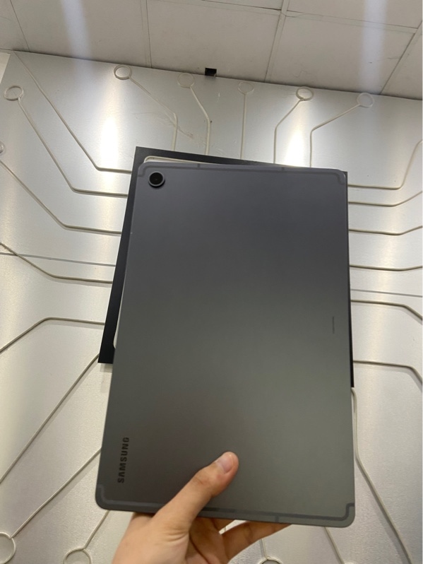 Máy tính bảng Samsung Galaxy Tab S10 Lite - Bản Wifi - Exynos 1380 - Ram 6/128GB - Màu đen - Ngoại hình: 97% - Xước màn, lưng, loa trên nổ nhẹ - Kèm Box
