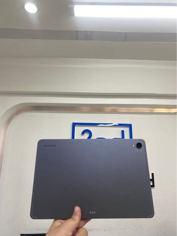 Máy tính bảng Samsung Galaxy Tab S11 - Wifi - Dimensity 9400+ - 12/128 - Màu xanh đậm - Ngoại hình 98% - Kèm box, dây sạc, bút - Còn BH đến 13-12-2026