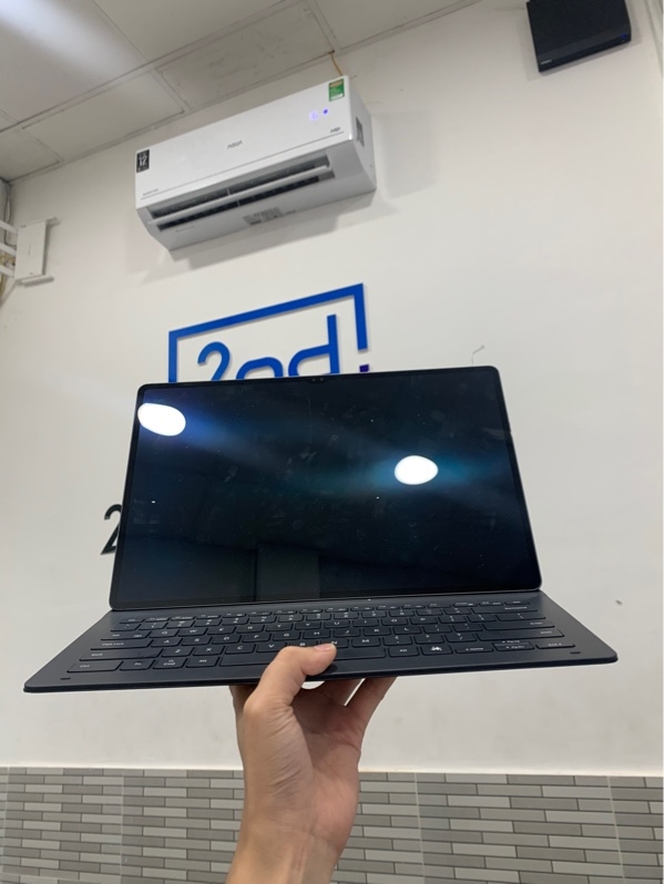 Máy tính bảng Samsung galaxy tab S9 ultra - Bản wifi - Snapdragon 8 gen 2 - Ram 12/512gb - Màu đen - Ngoại hình: 98% - Kèm bút + phím