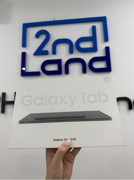 Máy tính bảng Samsung Tab S9 FE - Exynos 1380 - 6/128GB - Wifi - Màu xám - Ngoại hình 98% - Màn ám vàng nhẹ - Kèm Box , đầu bút mòn
