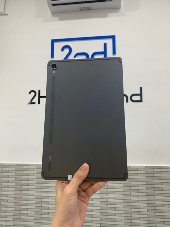 Máy tính bảng Samsung Tab S9 - Snap 8gen 2 - 8GB/128GB - Bản wifi - Màu đen - Ngoại hình: 98% - Hư màn - Body - SP KHÔNG BẢO HÀNH