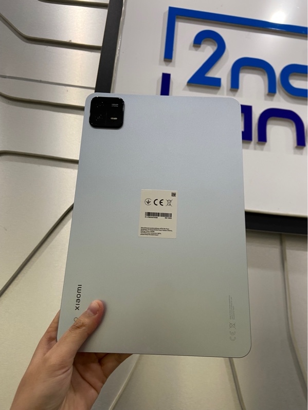 Máy tính bảng Xiaomi Pad 6 - Ram 6/128GB - Snapdragon 870 - Màu xanh - Ngoại hình: 98% - Màn ám viền xanh vừa - Kèm sạc + phím