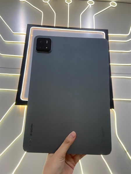 Máy tính bảng Xiaomi Pad 6s Pro 12.4 inch - Snapdragon 8 gen 2 - Ram 8/256GB - Pin tốt (chu kì sạc 94) - Màu đen - Ngoại hình: 97% - Màn trầy - Body
