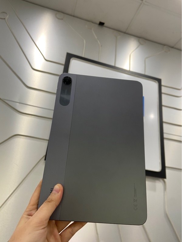 Máy tính bảng Xiaomi Redmi Pad 2 9.7 4G - Snapdragon 6s 4G Gen 2 - Ram 4/128GB - Màu xám - Ngoại hình: 98% - Fullbox + ốp Redmi Pad 2 Cover