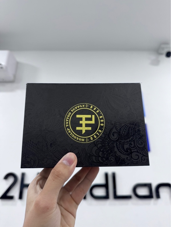 Máy xăm hình Pen TOLIGHT - Màu đen đỏ - Ngoại hình 98% - Trầy nhẹ logo - Fullbox đủ phụ kiện