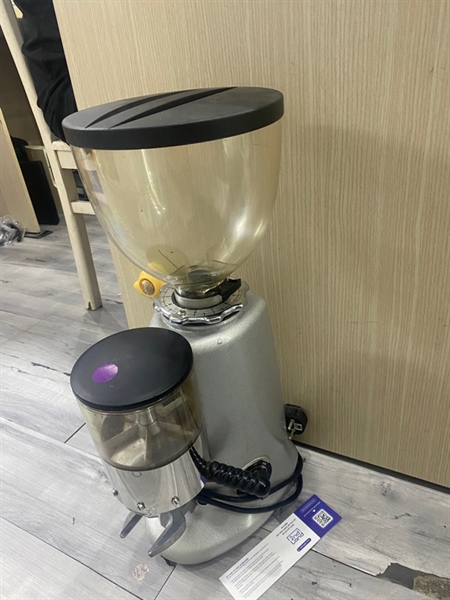 Máy xay cafe HC600 Heycafe - Màu bạc - Ngoại hình: 97% - Trầy sườn nhiều - Body - Đủ phụ kiện 2