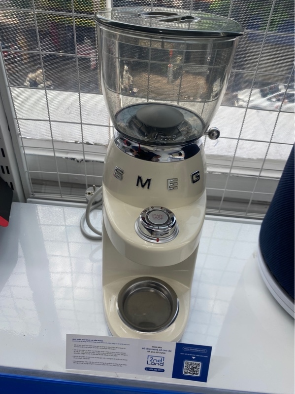 Máy xay hạt cà phê SMEG CGF01 - Màu kem - Ngoại hình 97% - Body (thiếu ca chứa bột cà phê)