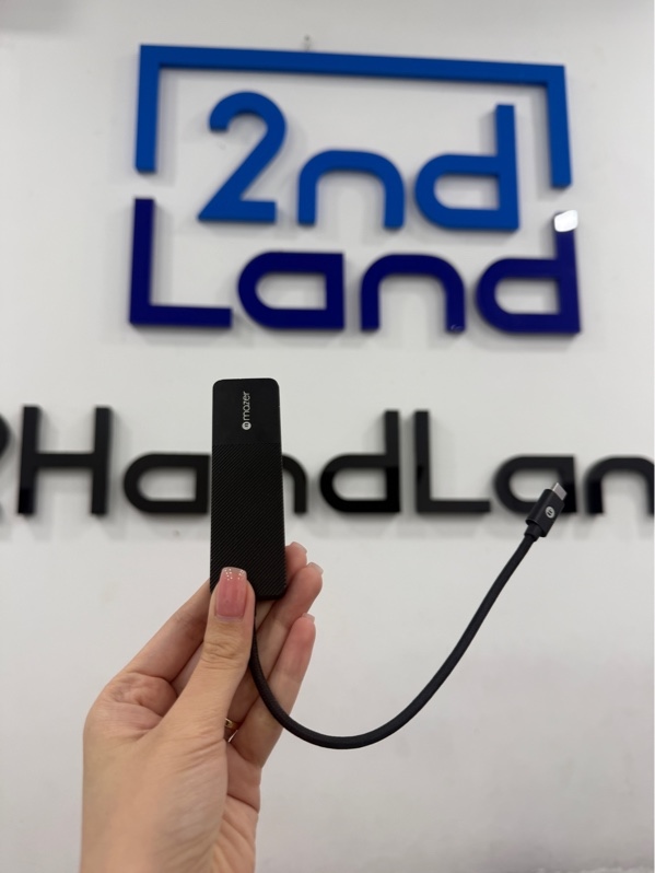 Mazer Multimedia Pro Hub - USB-C to HDMI - USB-A - khe cắm thẻ nhớ SD/MicroSD - Màu đen - Ngoại hình 97% - trầy nhiều, tróc sơn - Body