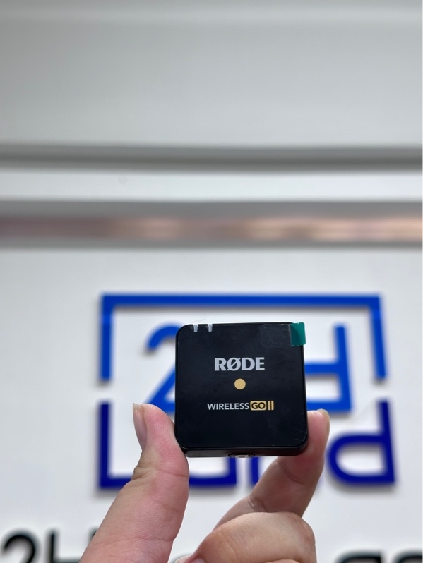 Mic ghi âm không dây Rode Wireless Go II (2TX + 1RX) - Màu đen - Ngoại hình 98% - 4 bông của mic - Kèm túi, dây 3.5, 4 miến bông đệm của mic