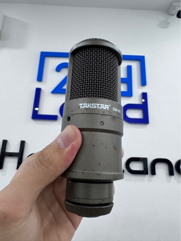 Mic Takstar SM8B - Màu bạc - Ngoại hình 96% - Thân mic có nhiều đốm tróc sơn đen - Kèm box, 1 dây kết nối canon, 1 kẹp mic