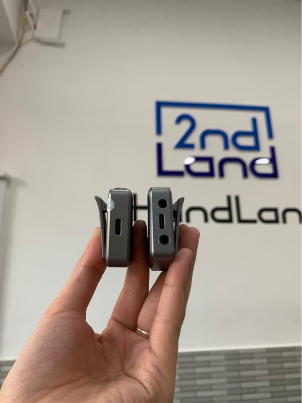 Mic thu âm Gochek Ultra Plus - 1 RX 1TX - Màu xám - Ngoại hình: 97% - Kèm 1 số dây kết nối, túi, bông lọc gió