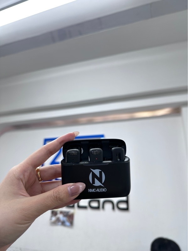 Micro cài áo không dây NMC-Audio NMC2811 (phiên bản 2 micro) - Màu đen - Ngoại hình 97.5% - Body