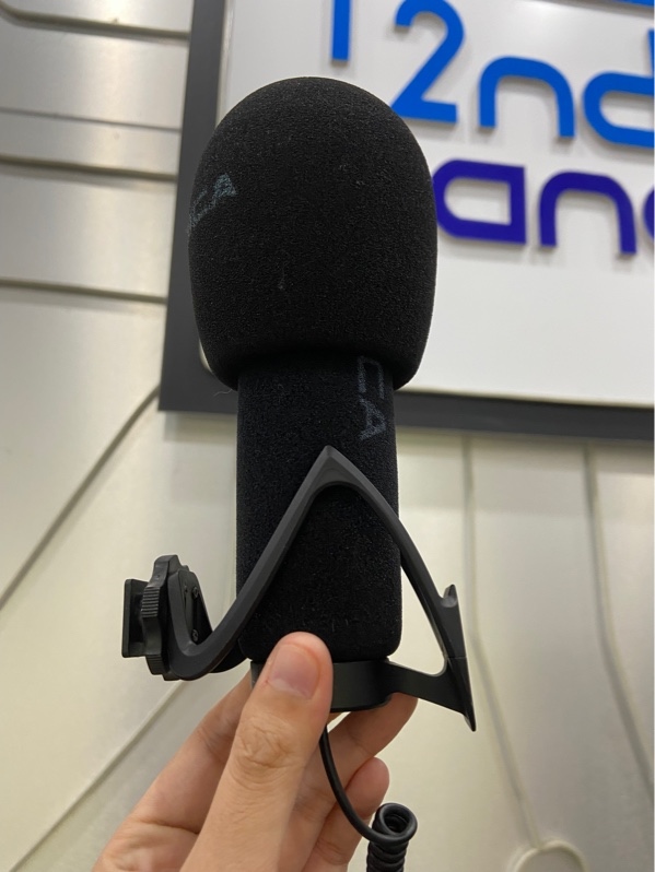 Micro Comica V30 Life - Màu đen - Ngoại hình: 97% - Body