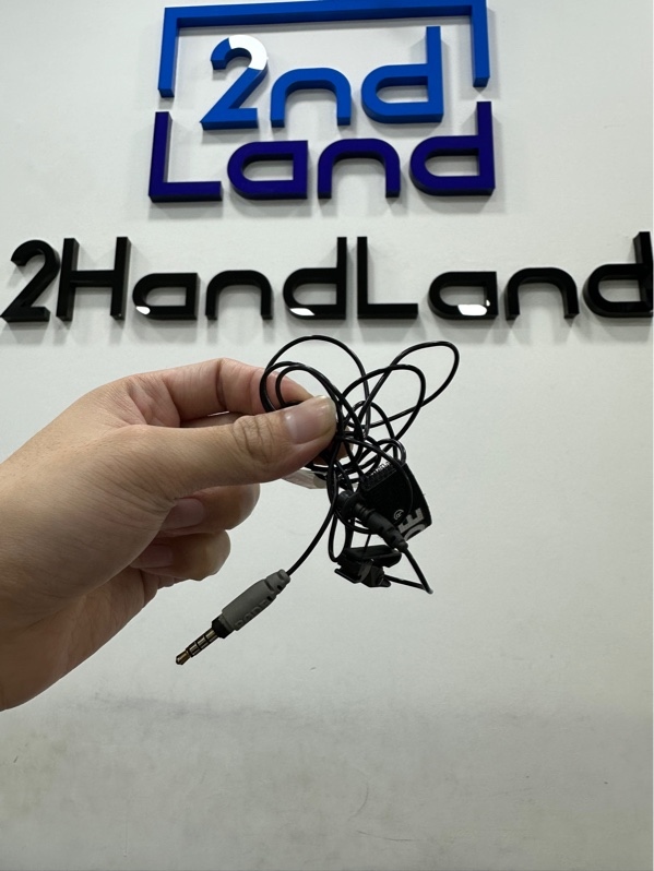 Micro RØDE SmartLav+ - Màu đen - Ngoại hình 97% - Không có lọc âm, bộ chuyển đổi Rode SC4 từ 3.5mm TRS cái ra 3.5mm TRRS đực - Kèm box