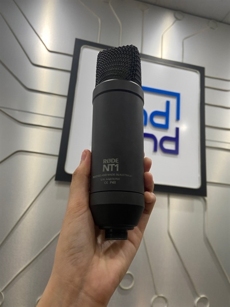 Micro Rode NT1 - Màu đen - Ngoại hình: 98% - Kèm túi đựng + shock mount Rode + lưới lọc gió 2