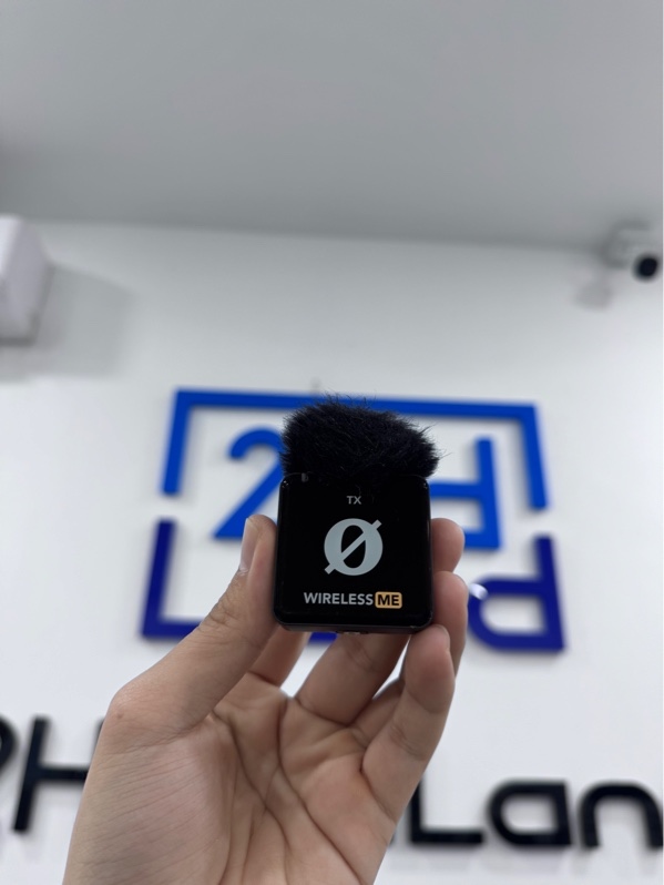 Micro Rode Wireless Me - Màu đen - Ngoại hình 97% - Trầy xước - Kèm 1 dây C-C, C-Lightning, 2 dây kết nối 3.5mm, 1 TX, 1RX