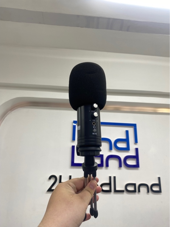 Micro Studio Noname - Màu đen - Ngoại hình 98% - Kèm Box, dây kết nối