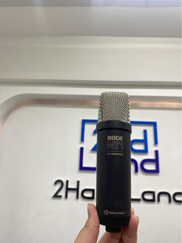 Micro thu âm Rode NT1 5th Generation - Màu đen - Ngoại hình 98% - Kèm dây kết nối, khung giữ, tấm lọc