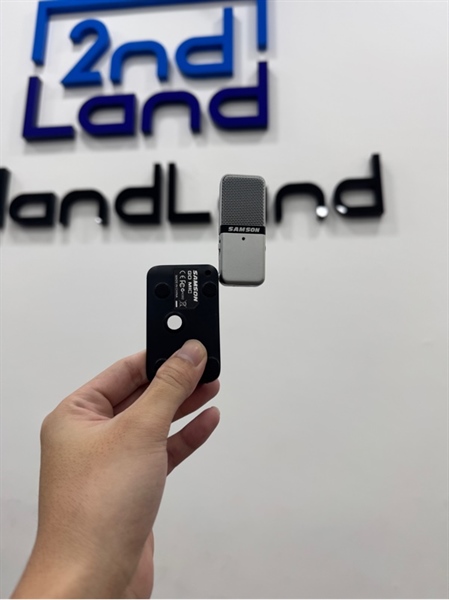Micro thu âm Samson Go Mic Clip - Micro Họp Trực Tuyến (Cổng cắm Mini-USB | Có lỗ cắm tai nghe 3.5mm) - Màu bạc - Ngoại hình 98% - Kèm túi đựng + dây nguồn 2