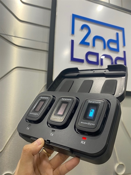 Micro thu âm Saramonic Blink 500 Pro B2 ( TX + TX+ RX) - Màn hình TX không hiển thị- Màu đen - Ngoại hình: 98% - Kèm 2 dây chuyển đổi 3.5 , 1 dây C to A, 1 dây C to Micro , 1 đầu đổi lightning, 1 đầu đổi type C, 1 nắp lens điện thoại, 1 mic cài áo 3