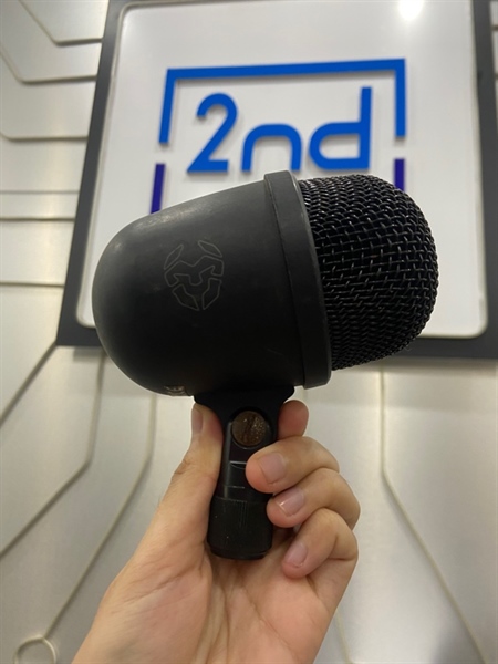 Microphone Krom Kimu Pro - Màu đen - Ngoại hình: 97% - Lưới sét, tripods sét - Kèm dây kết nối + tripods 2