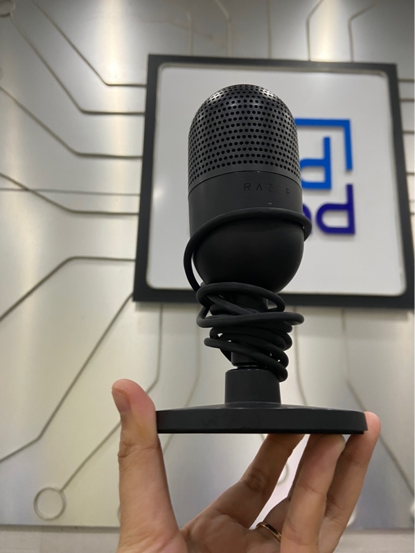 Microphone Razer Seiren V3 Mini - Màu đen - Ngoại hình: 97% - Xước nhẹ - Body