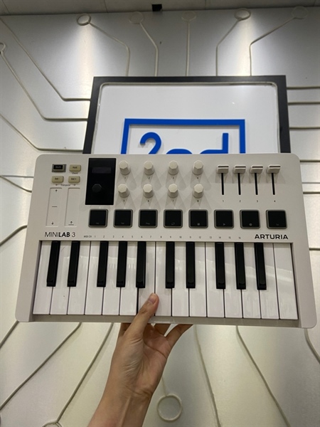 Midi Keyboard Arturia MiniLab 3 - Màu trắng - Ngoại hình: 97% - Kèm dây USB-C kết nối