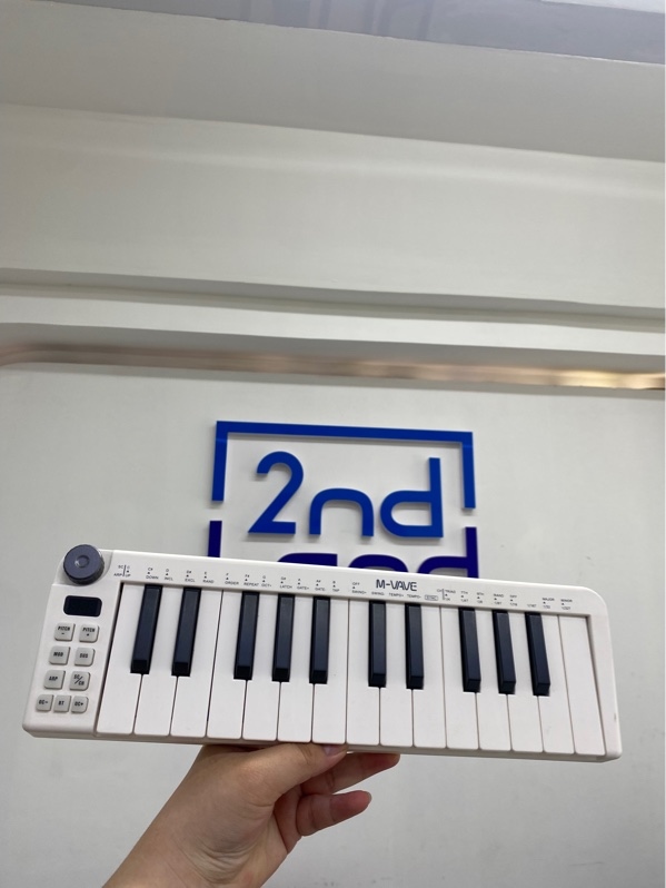 Midi m-vave smk-25 mini - Màu trắng - Ngoại hình97% - Body
