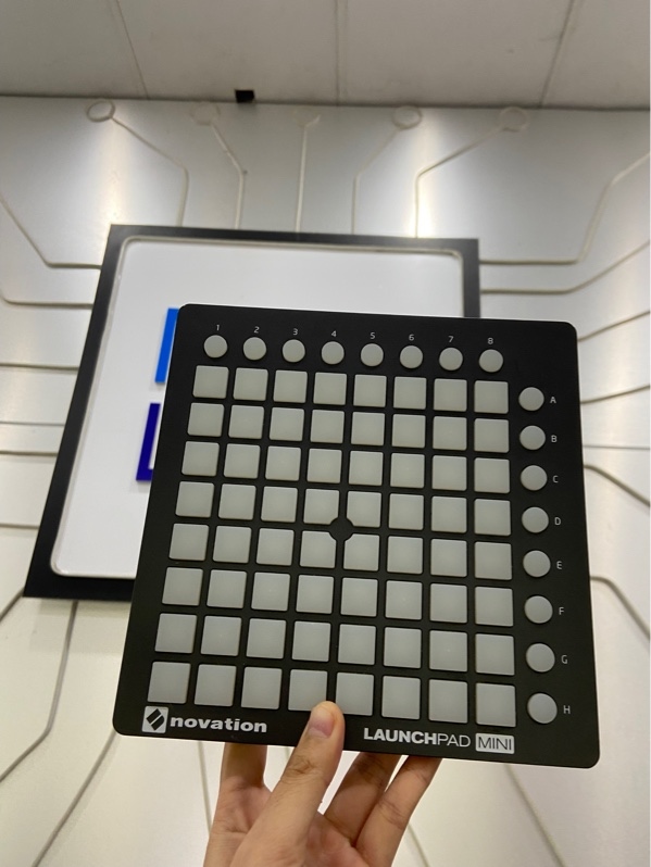Midi Pad Novation Launchpad Mini - Màu đen cam - Ngoại hình: 97% - Kèm cáp