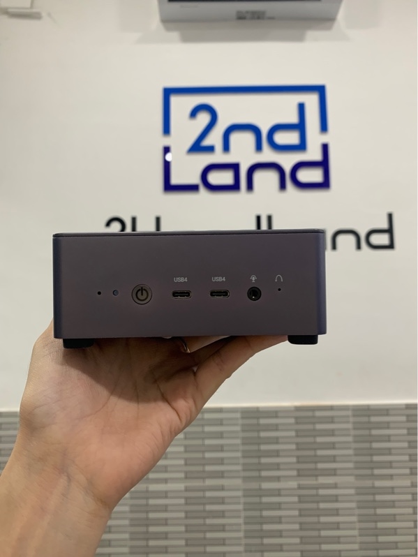 Mini PC Minisforum UM790 PRO - AMD Ryzen 9 7940HS - Radeon 780M - Ram 32GB/SSD 512GB - Màu xám - Ngoại hình: 97% - Kèm nguồn