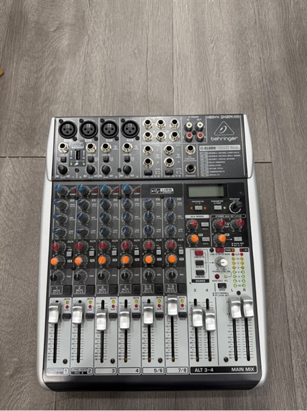 Mixer behringer Xenyx QX1204USB - Màu bạc - Ngoại hình 98% - Kèm Box , nguồn , 2 dây kết nối 1
