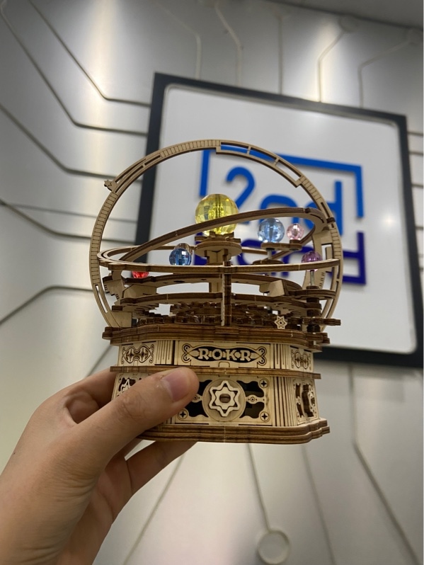Mô hình gỗ 3D Robotime ROKR Starry Night Mechanical Music Box Mã AMK51 - Màu nâu - Ngoại hình: 98% - Body