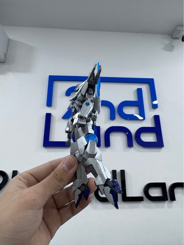 Mô hình Gundam Amazing Exia (phiên bản custom/sơn xám metallic) - Màu xám - Ngoại hình 98% - Body