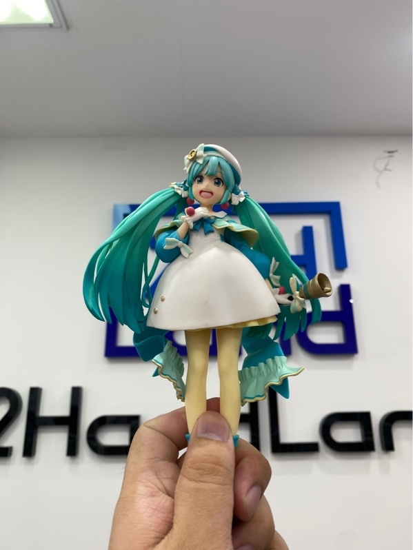 Mô hình Hatsune Miku 2nd Season Winter Ver - Màu xanh trắng - Ố vàng - Open Box