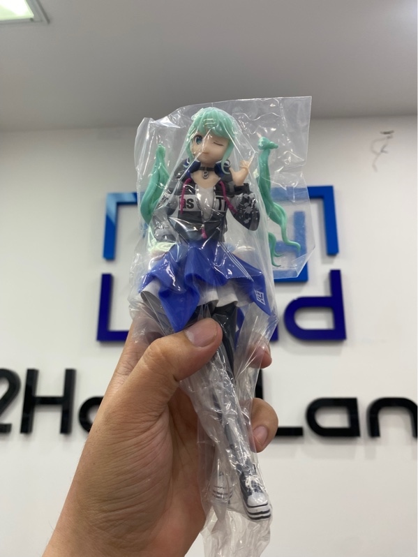 Mô hình Hatsune Miku - Project Sekai: Colorful Stage! feat. Hatsune Miku - SPM Figure - Street no Sekai - Màu đen xanh - Móp hộp , móc - Open Box