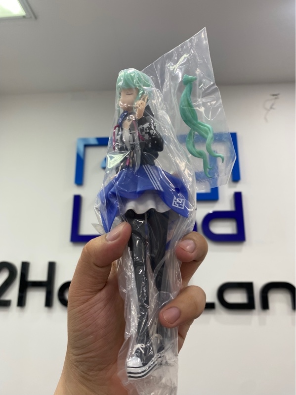 Mô hình Hatsune Miku - Project Sekai: Colorful Stage! feat. Hatsune Miku - SPM Figure - Street no Sekai - Màu đen xanh - Móp hộp , móc - Open Box