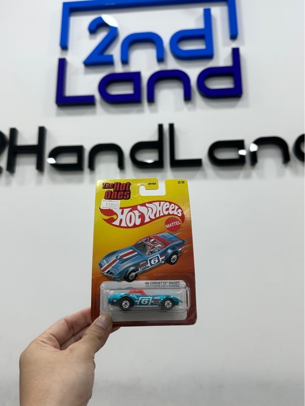 Mô hình Hot Wheels - '69 Corvette Racer thuộc dòng The Hot Ones - Newseal