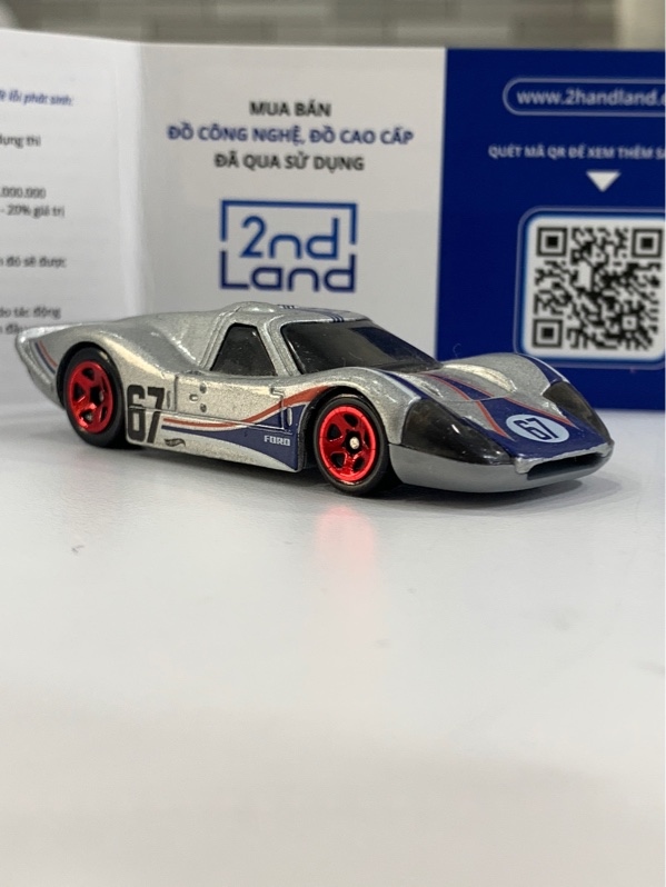 Mô hình Hotwheels 1967 Ford GT40 - Màu bạc - Ngoại hình: 98% - Body