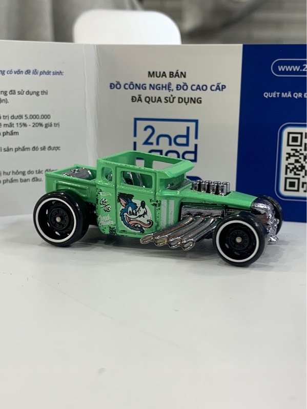 Mô hình Hotwheels Bone Shaker - Màu xanh - Ngoại hình: 98% - Body