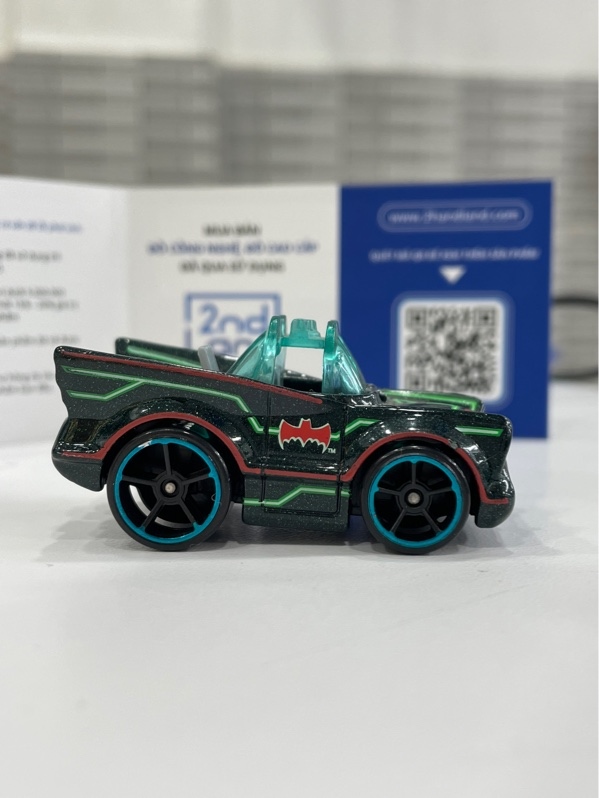 Mô hình Hotwheels Classic TV Series - Màu xanh - Ngoại hình: 98% - Body
