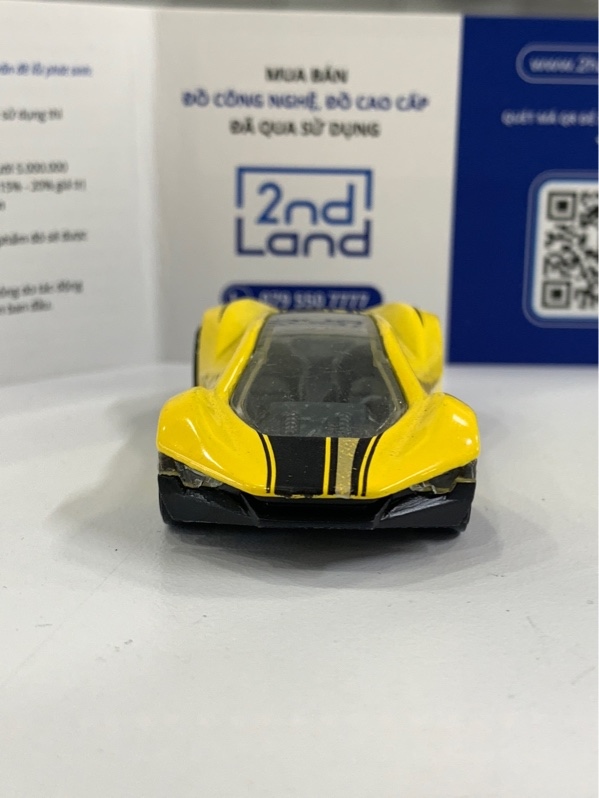 Mô hình Hotwheels Exotique - Màu vàng - Ngoại hình: 98% - Body